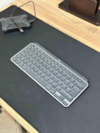 клавиатура Logitech MX Keys Mini