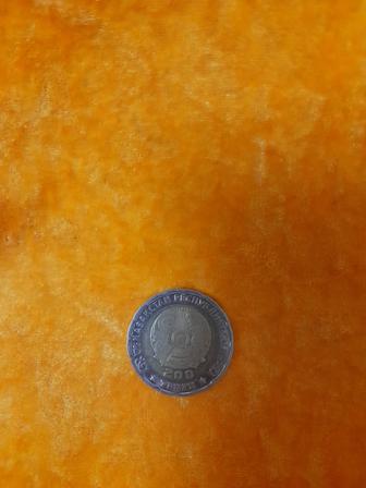 Монета 200 тенге