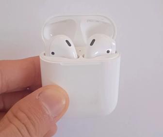 Продам AirPods 2 оригинал