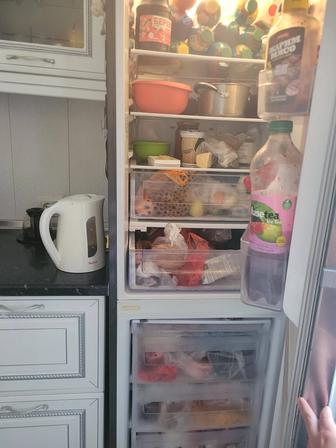 Продам холодильник samsung