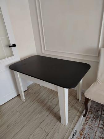 Ас уйге стол сатамын