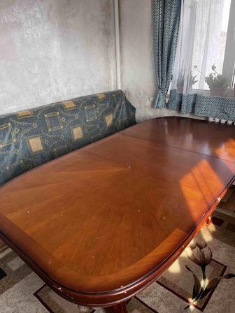 Продам Стол деревянный