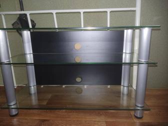 Подставка под телевизор стеклянная