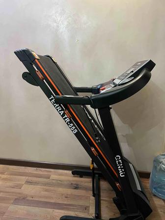 Продам беговую дорожку Genau