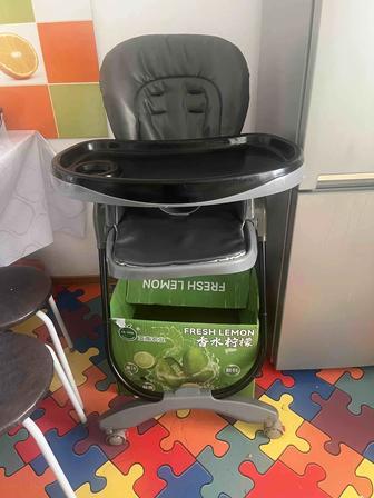 Продам стульчик для кормления