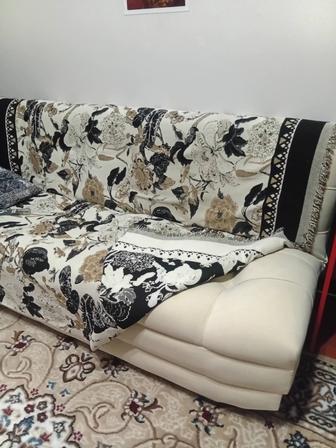 Продам диван тахта