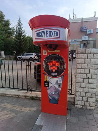 Продам силомер Рокки боксер 2 шт.