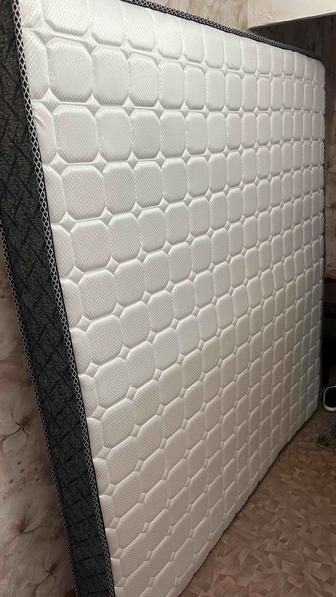 Продаю б/у матрас 180х200