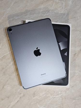 Планшет Apple iPad Air M1 256 5G