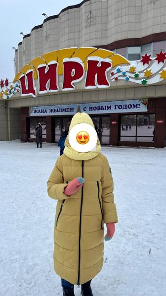 Продаю пуховик для девочки зимний 134-140