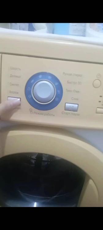 Продам стиральную машину не работает