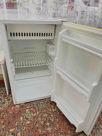 Продам срочно холодильник
