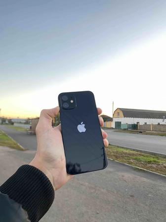 Продам срочно iPhone 12 128Gb АКБ 81%