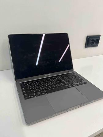 MacBook Pro 13 M2 (2022)