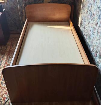 Кровать одноместная