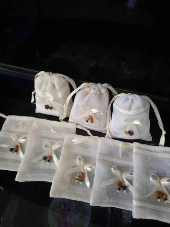 Мешочки для мелких подарков, сухоцветов,трав.