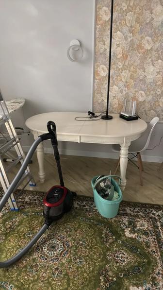 Стол кухонный