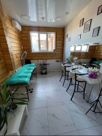 Сдам по часово кушетку места для бровиста центр города