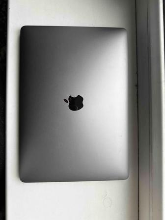 MacBook Pro 13 inch 256 GB Space Gray