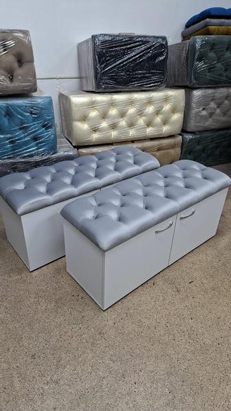 Банкетка на ножках. В бутик. В офис. Примерочная. Пуфик лофт. Этажерка. пуф