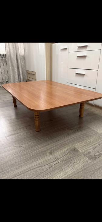 Продам стол