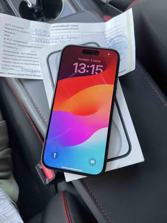 Продам iPhone 15 на гарантии айфон 15
