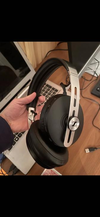 Sennheiser momentum 3