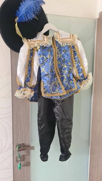 Новогодние костюмы