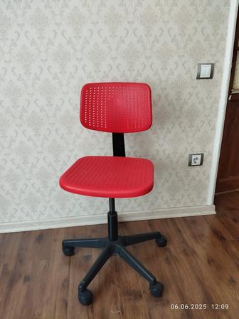 Стол