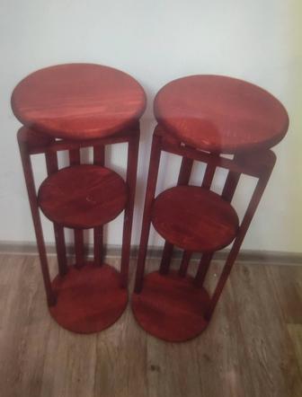 Табуретки и подставки для цветов и ноутбуков