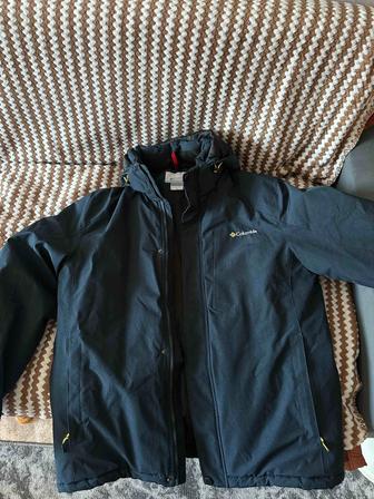 Продам мужскую куртку сезон зима-весна