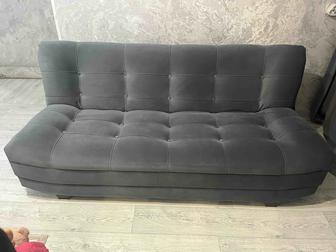 продаю диван
