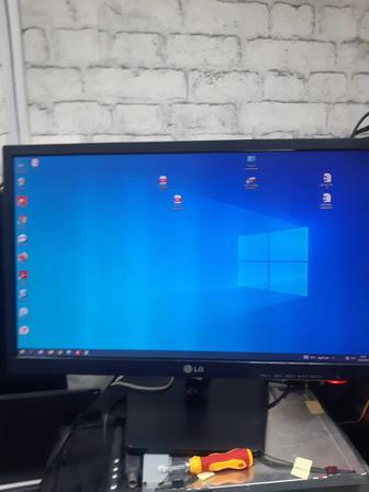 Продам мониторы