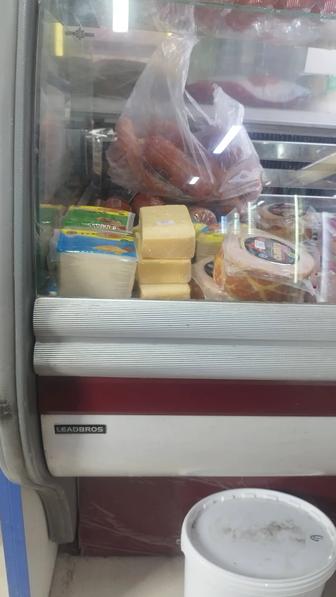 Витринный холодильник