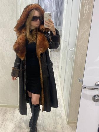 Продам женскую дубленку