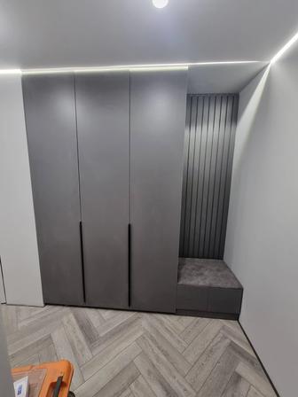 Корпусный мебель и мягкий мебель