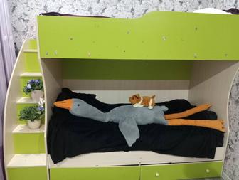 Продам двухъярусную кровать