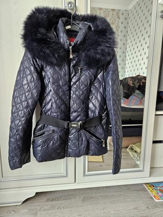 Женская зимняя куртка