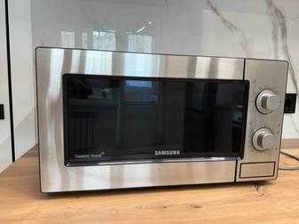 Продается микроволновая печь Samsung