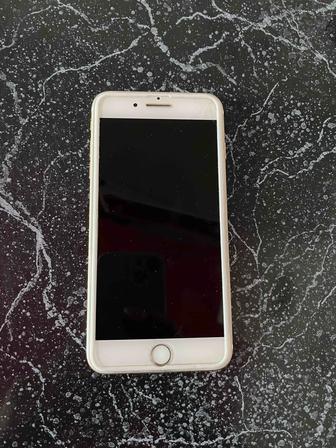 Продам iPhone 7 Plus