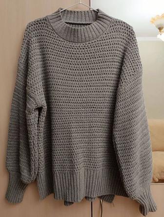 Продам кофту и другую женскую одежду