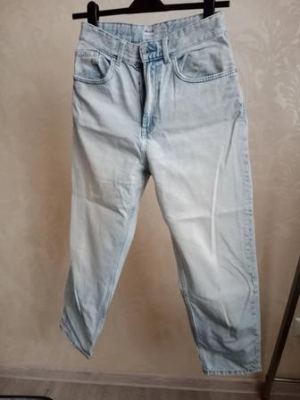 Джинсы denim Bershka