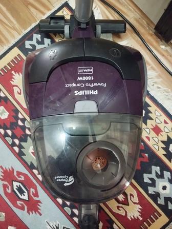 Пылесос Филипс.