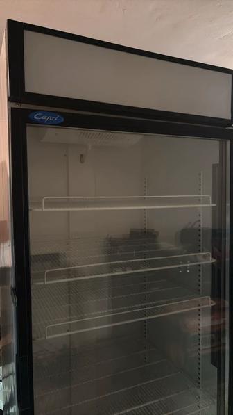 Холодильник витрийний