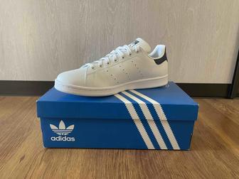 Adidas Stan smith 43