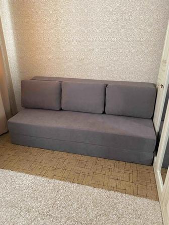 Продам диван в отличном состоянии.