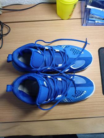 Продаю кроссовки ADIDAS