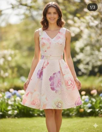 Новое женское платье. Размер L/46. Испанский бренд CAYRO. Длина 90 см. Made