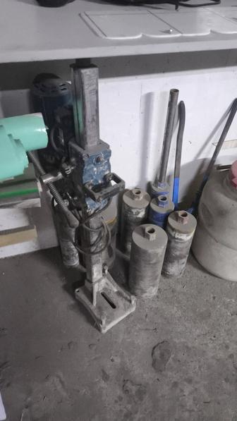 Станок для алмазного бурения алтеко