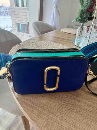 Продается брендовая сумка Marc Jacobs.
Состояние отличное была в носке все